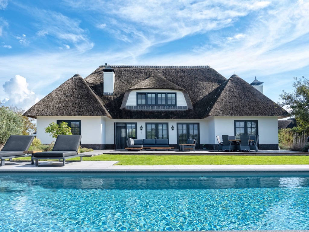 Foto: Wonennl Compass Pools XXL Trainer 133 nova grey vantage 5