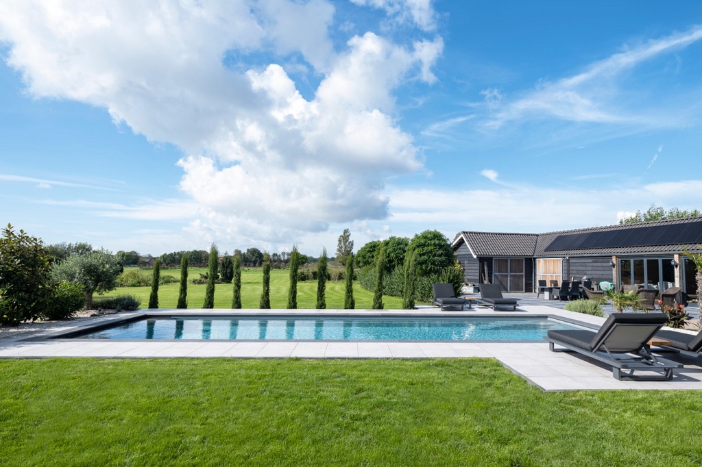 Foto: Wonennl Compass Pools XXL Trainer 133 nova grey vantage 6