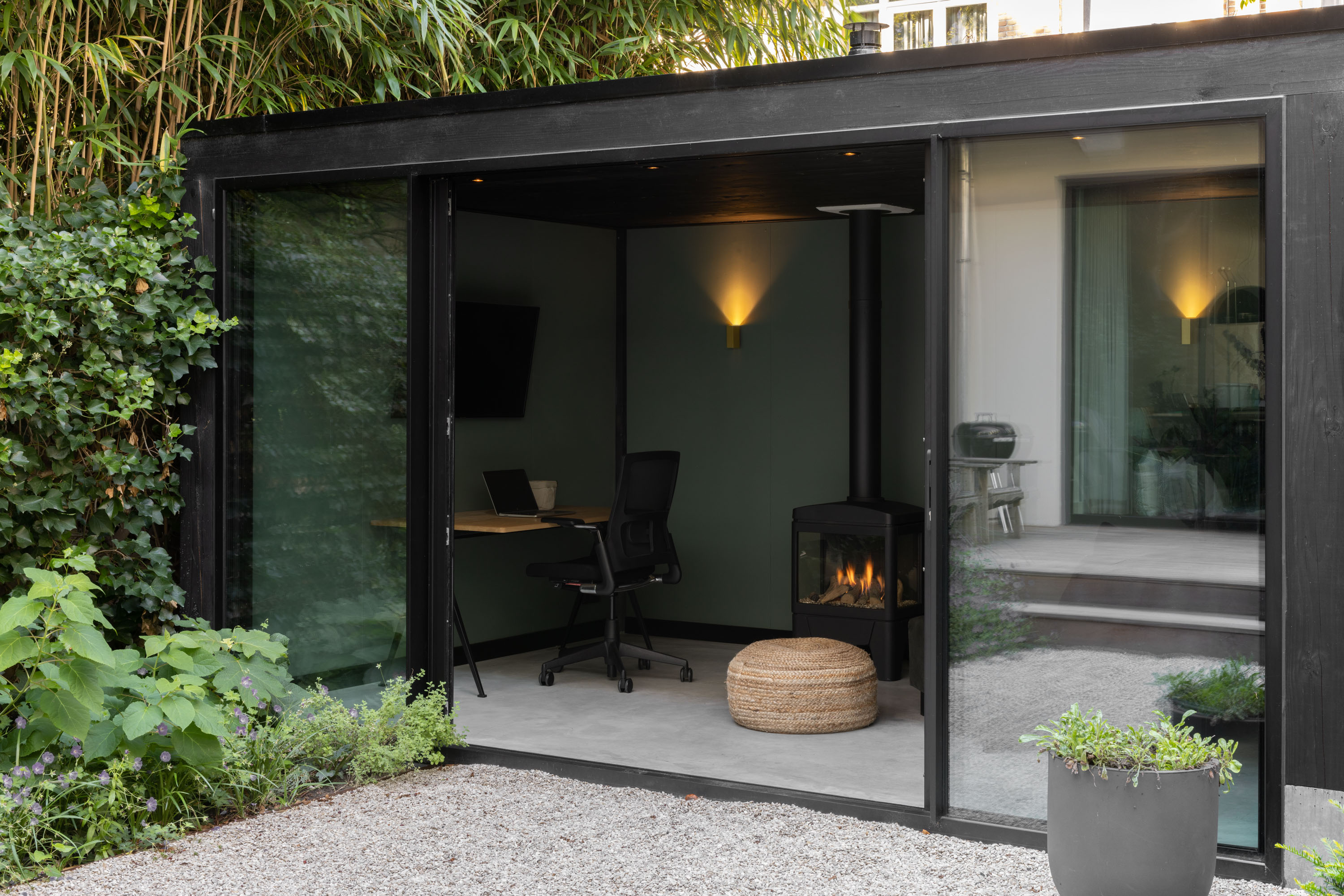 Foto: BRONKHORST AMSTERDAM 5061  LR 