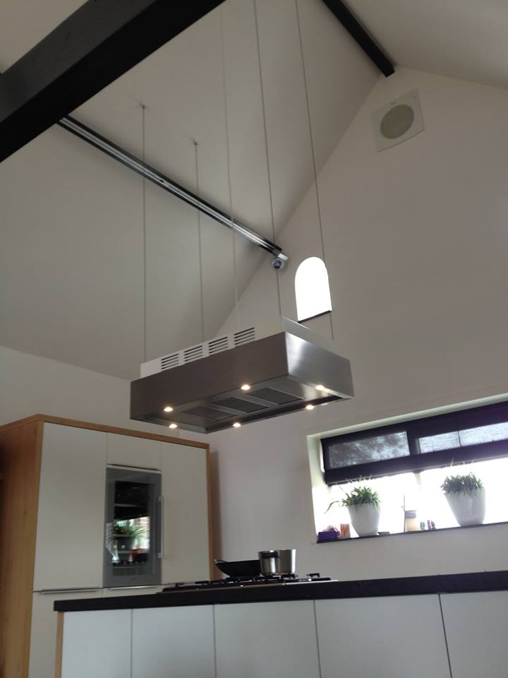 Foto: DMU 1220 aan zeilverstaging model 2012