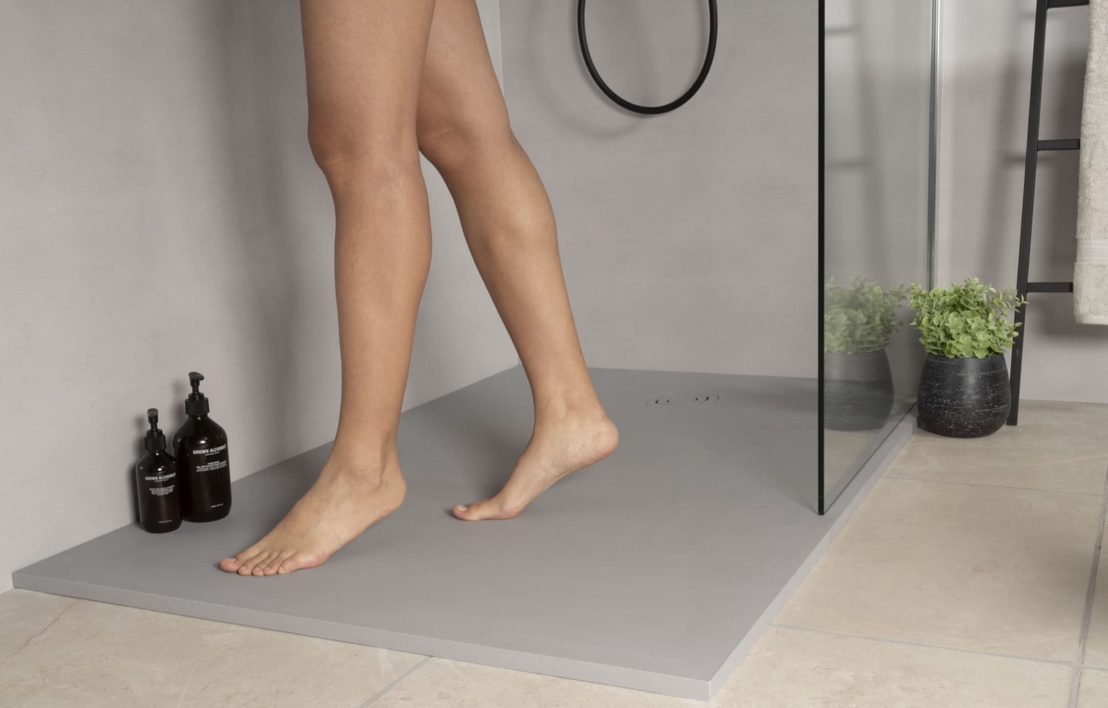 Foto: KineOne stone grey 1600x1023