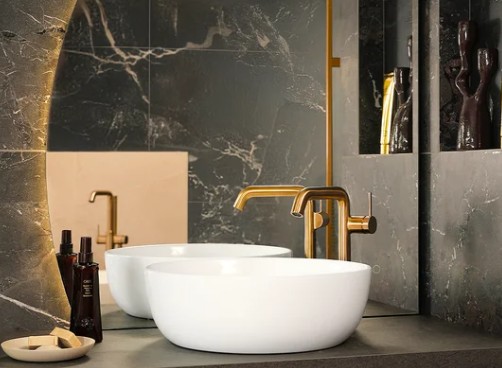Foto: baden donkere badkamer