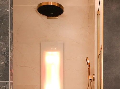 Foto: badenplus donker meubel badkamer