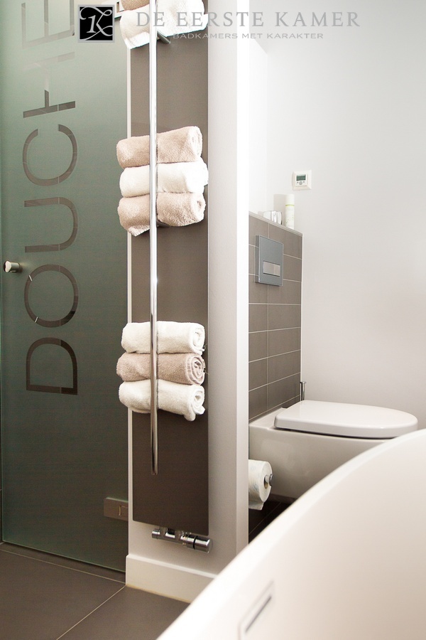 Foto: Douche met designradiator