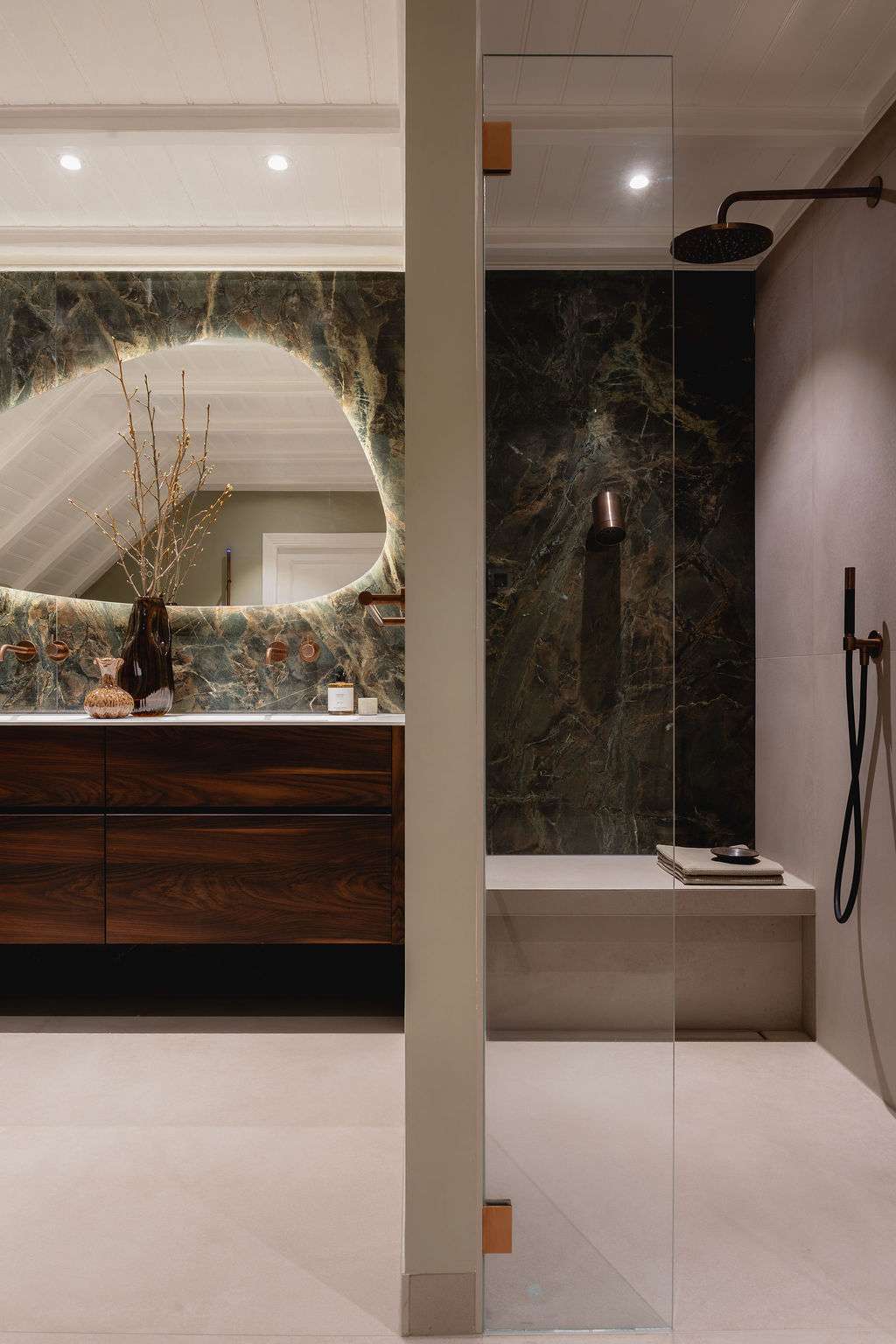 Foto : Badkamer met groene tegels