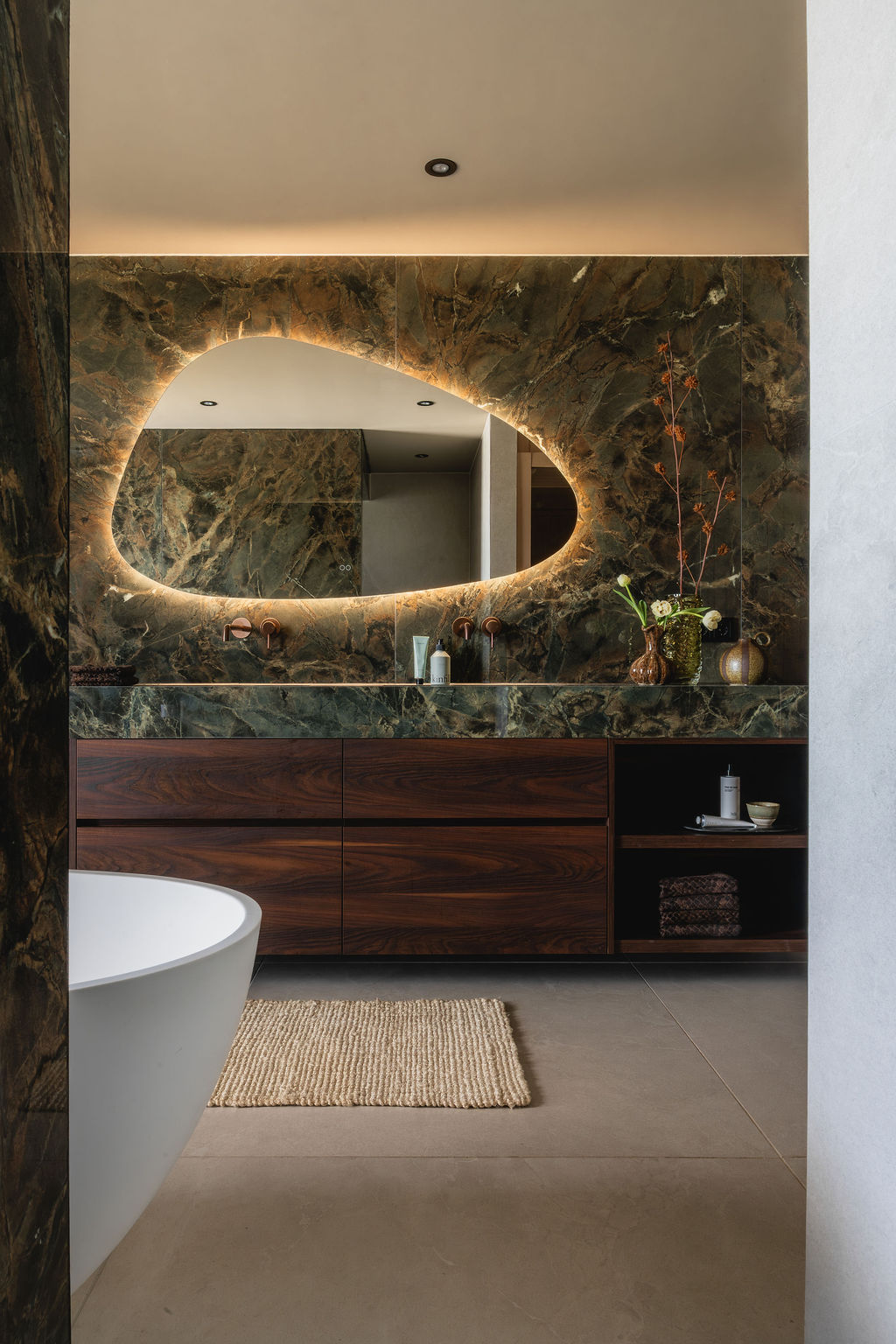 Foto : Luxe maatwerk badkamer met karakter