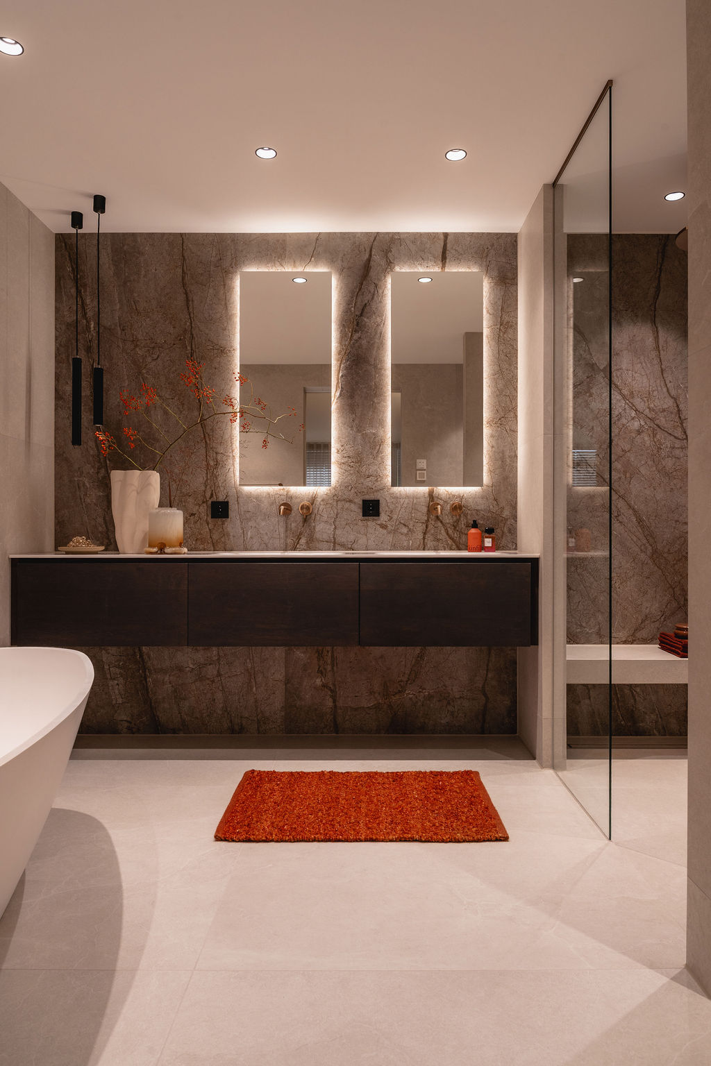 Foto : Sfeervolle badkamer met luxe details