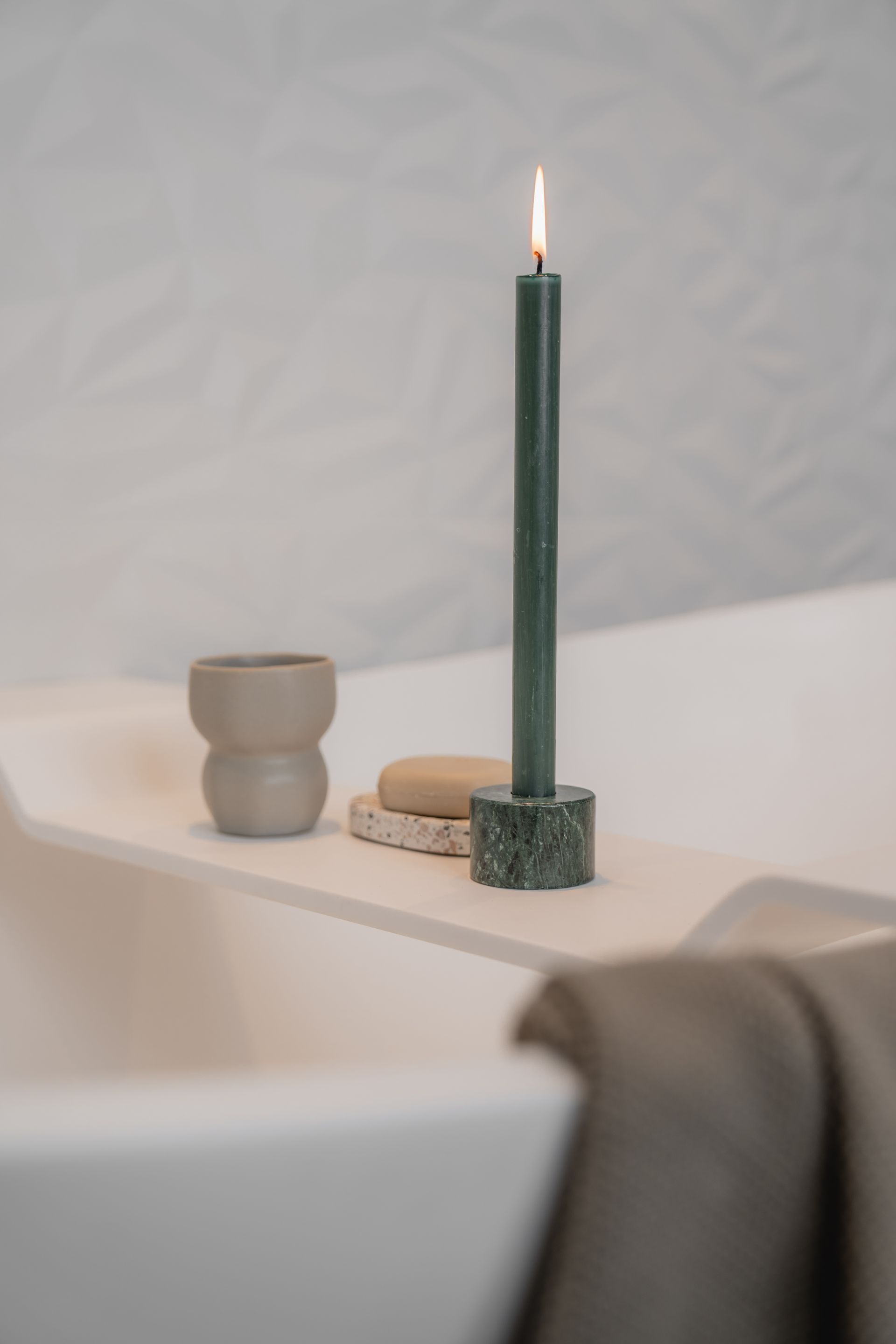 Foto: groene tegel showroom badkamer   eerste kamer badkamers   005