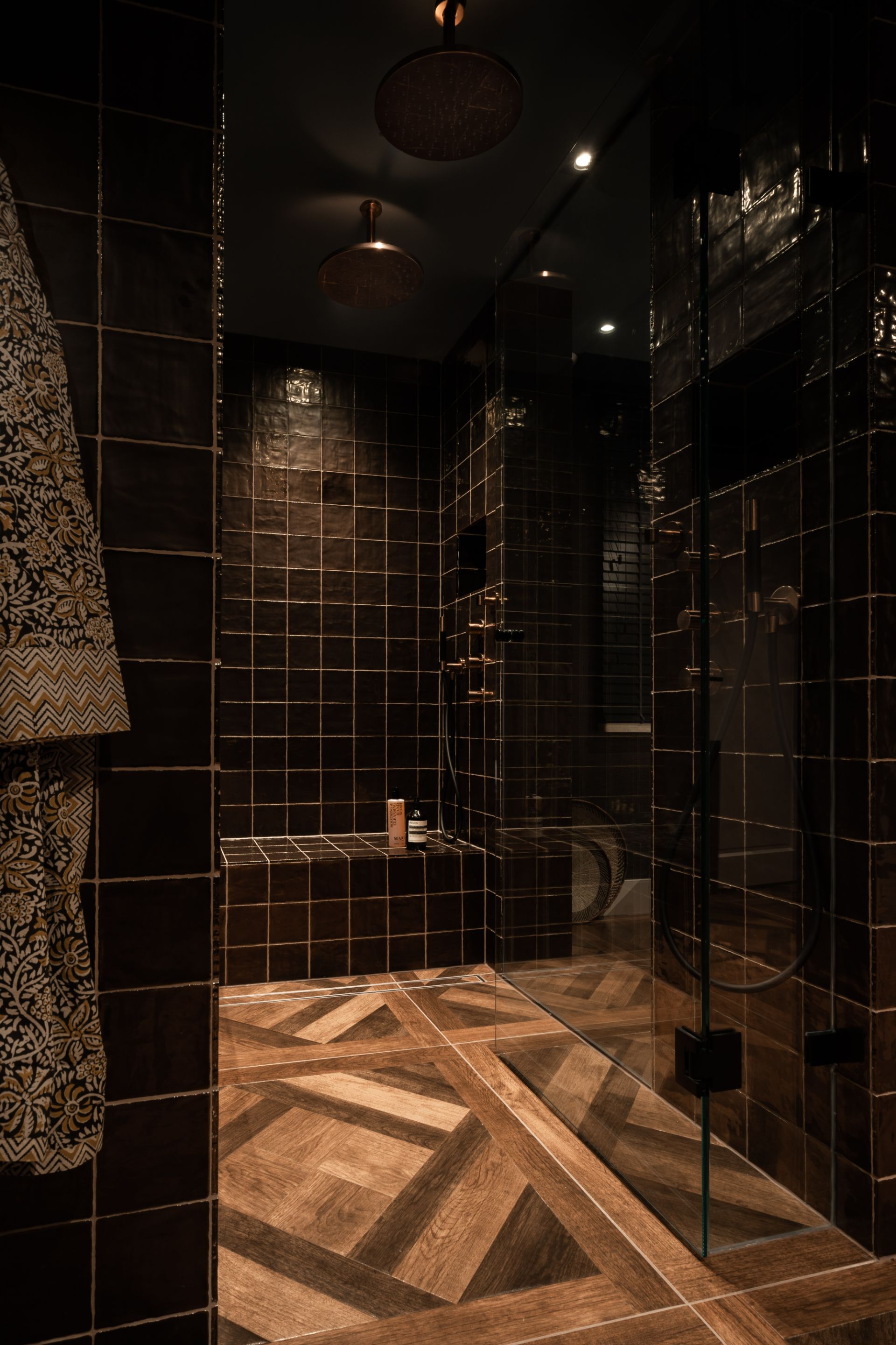 Foto: hotel chique ontmoet klassiek    eerste kamer badkamers   007