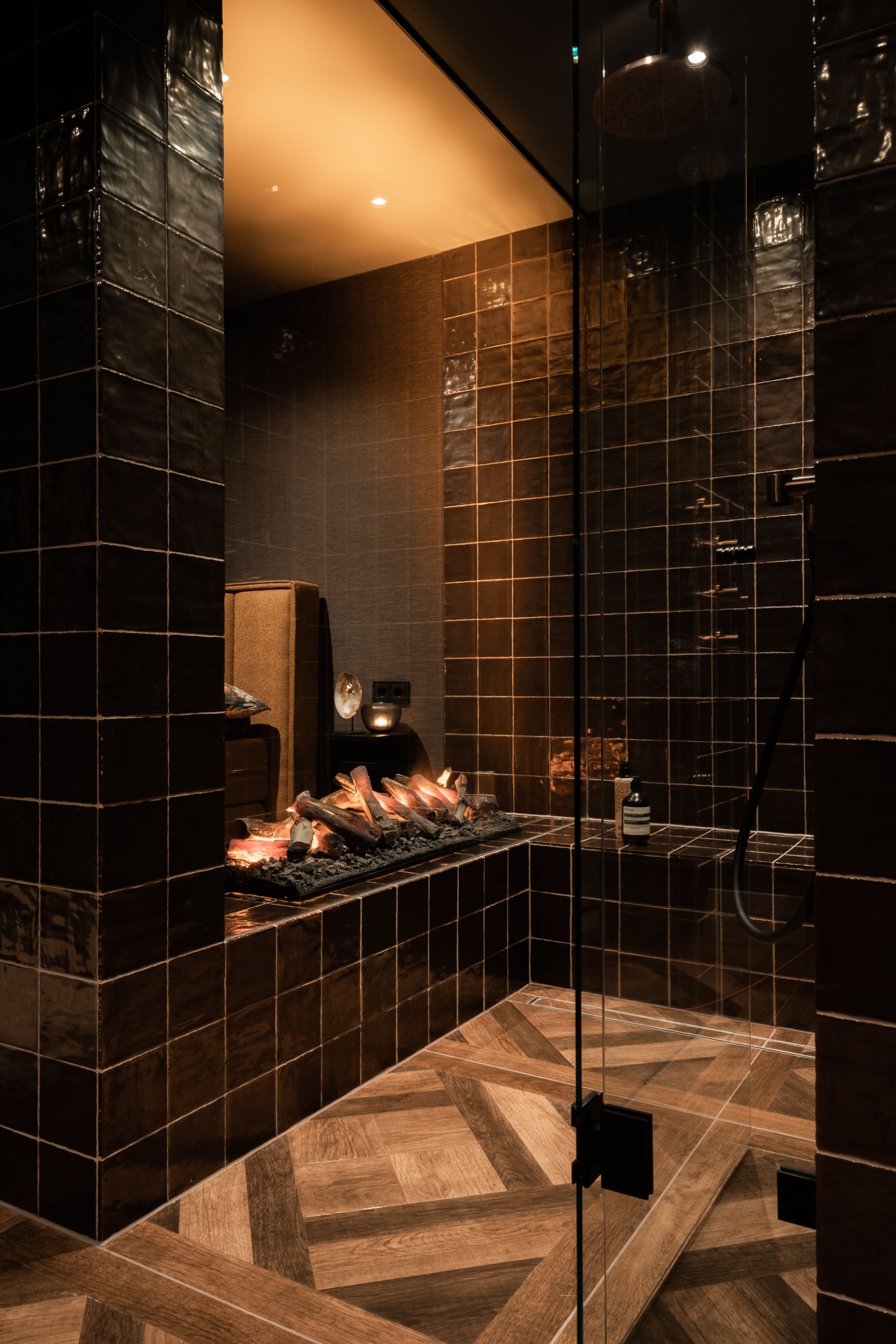 Foto: hotel chique ontmoet klassiek    eerste kamer badkamers   008