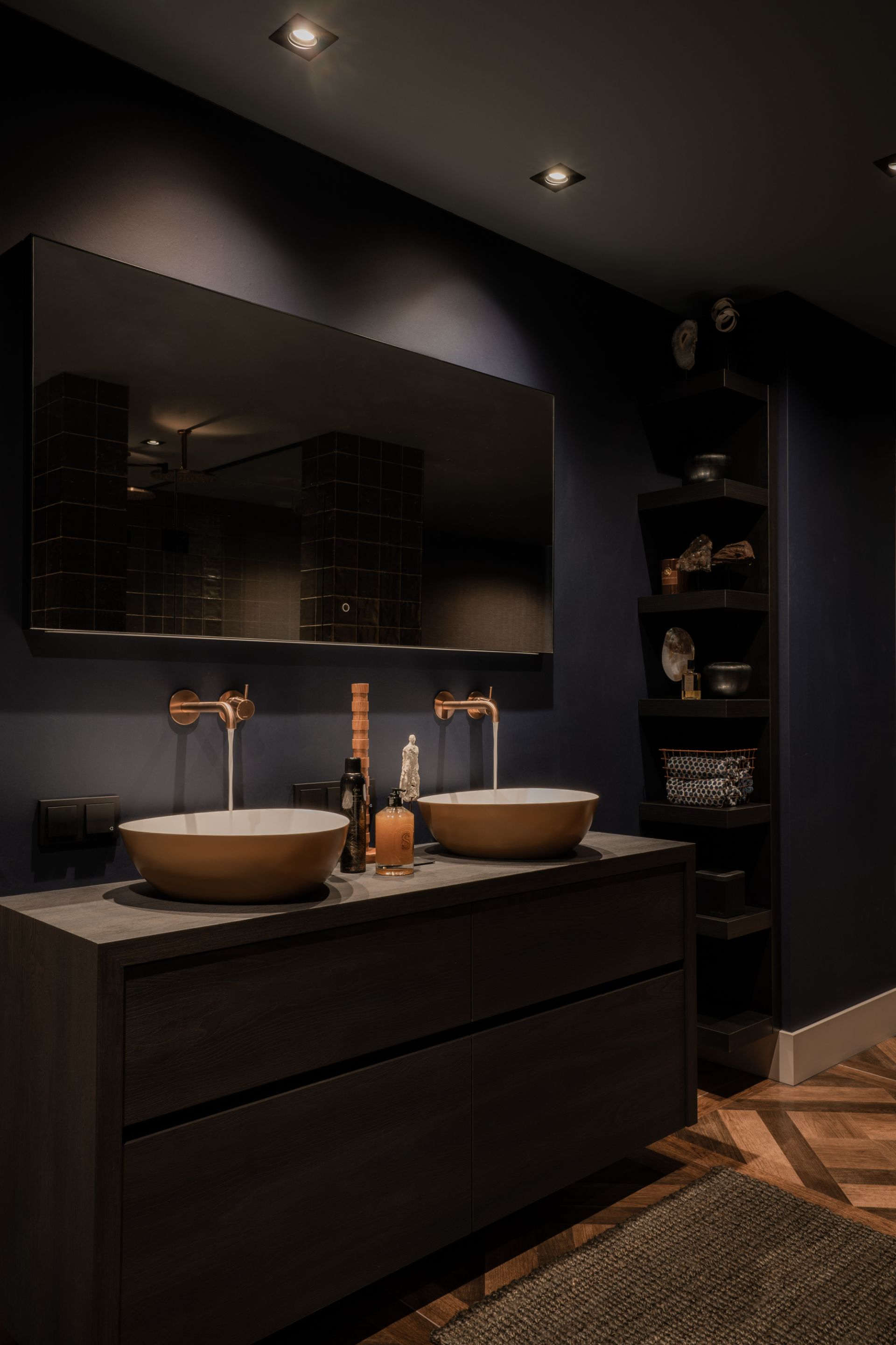 Foto: hotel chique ontmoet klassiek    eerste kamer badkamers   009