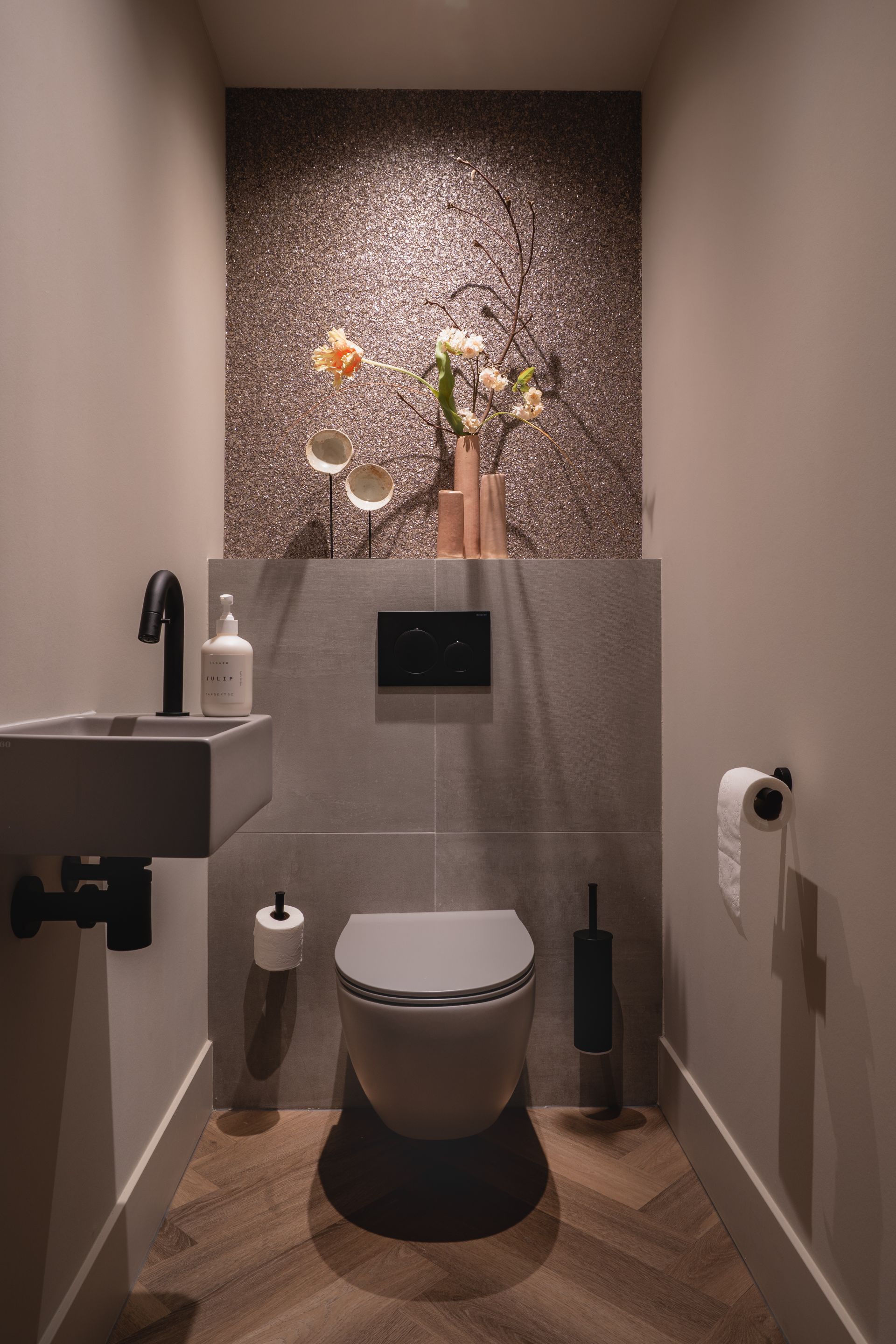 Foto: hotel chique ontmoet klassiek    eerste kamer badkamers   014