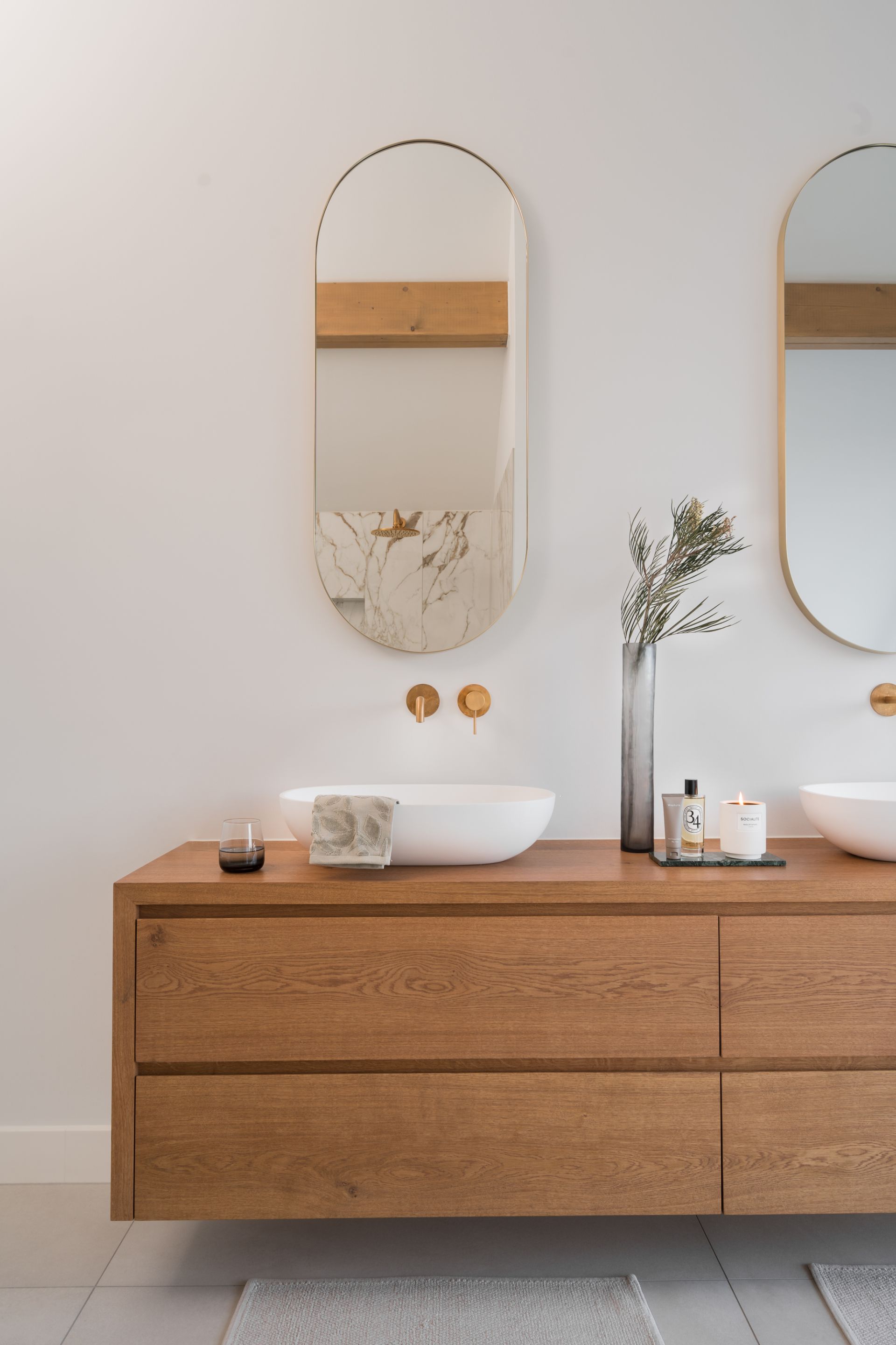 Foto: luxe japandi badkamer in leusden   eerste kamer badkamers   008