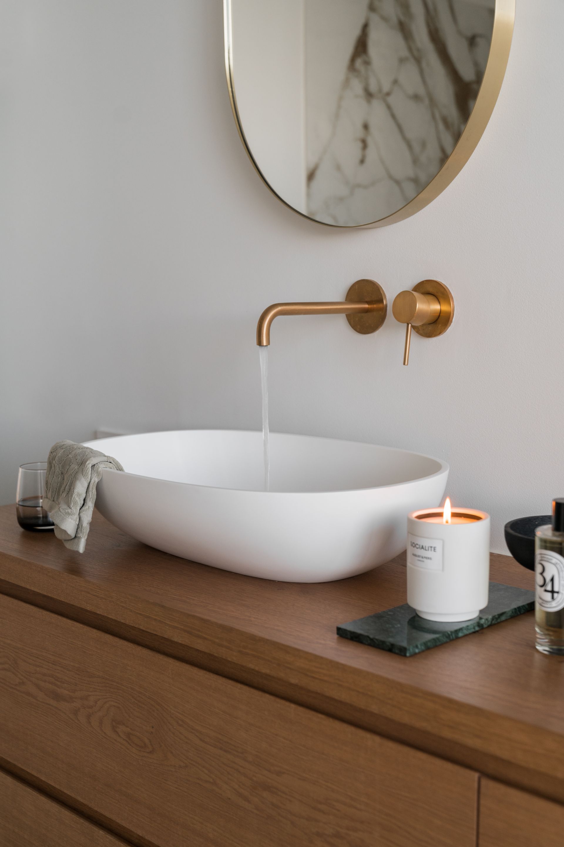 Foto: luxe japandi badkamer in leusden   eerste kamer badkamers   018