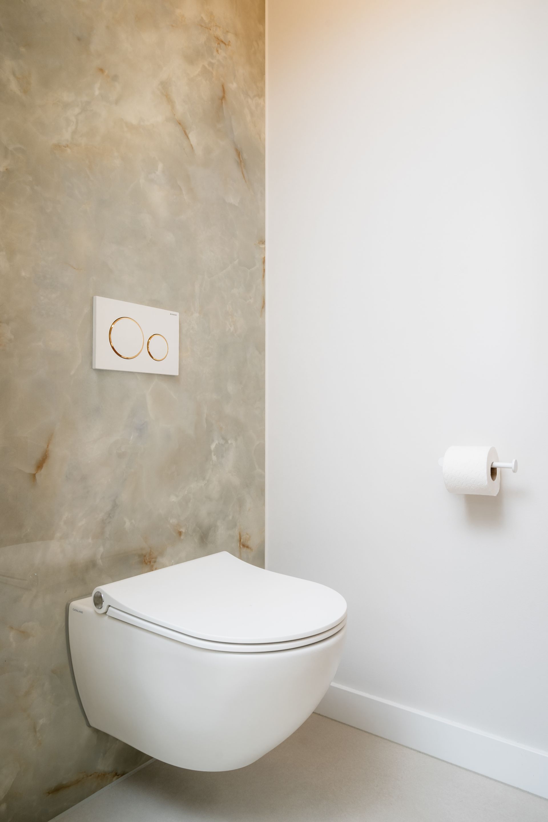 Foto: luxe japandi badkamer in leusden   eerste kamer badkamers   025