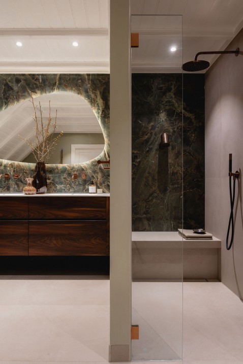 Foto : Badkamer met groene tegels