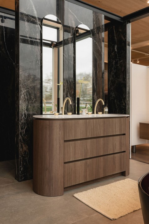 Foto : Luxe badkamer met gessi kranen