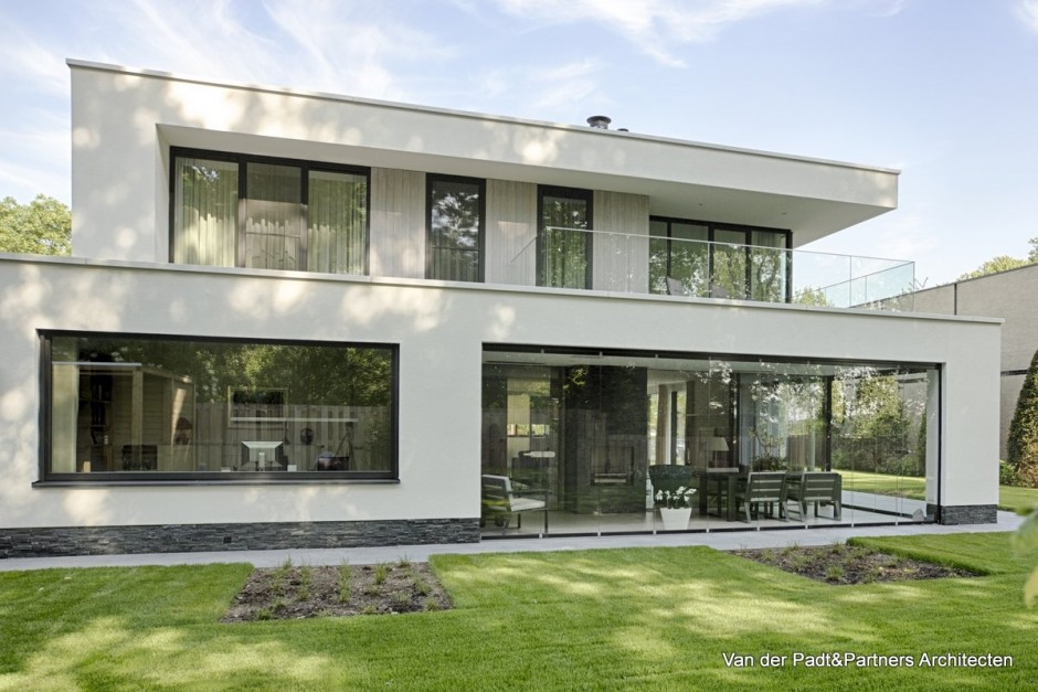 Foto: w3 Padt villa modern glas stuc architectuur 002