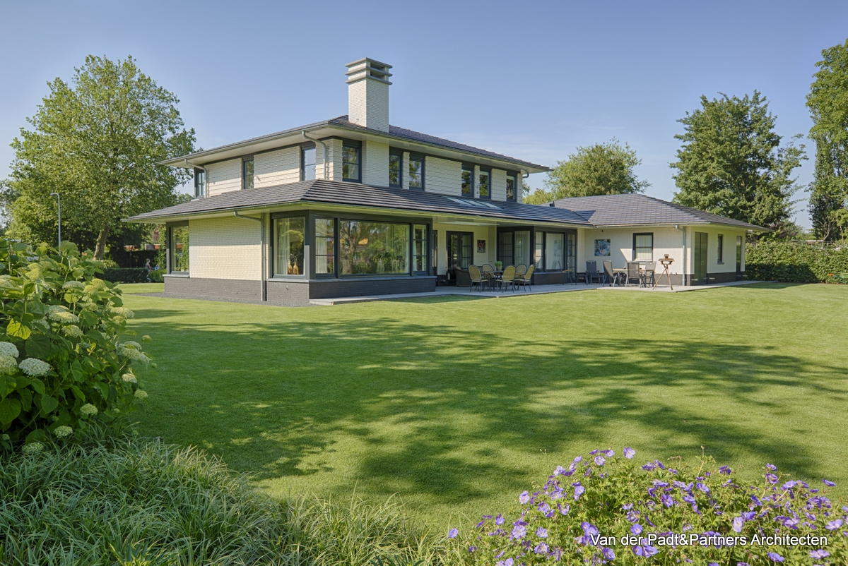 Foto: Padt villa frank loyd Wright schoorsteen  006