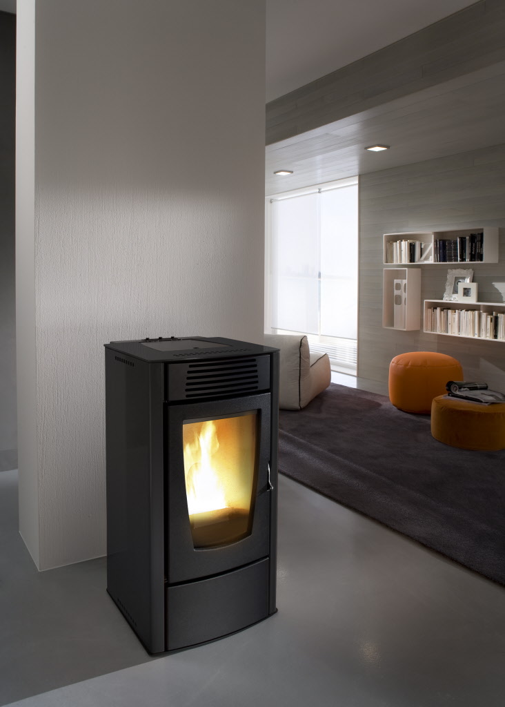 Foto: Red Dalia pelletkachel Brussaard 1