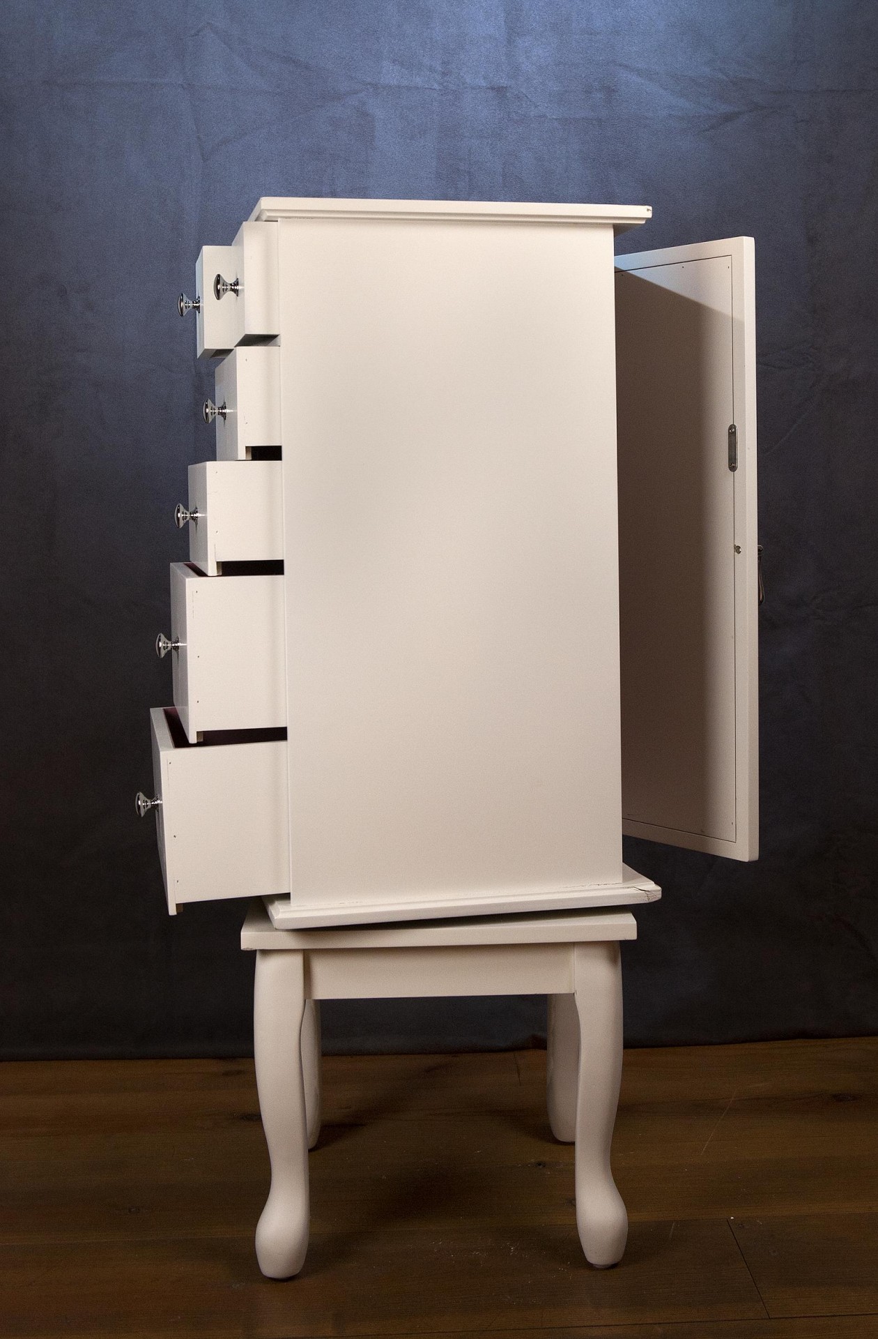 Foto: w3 Sieradenkast Tracy beiden kanten