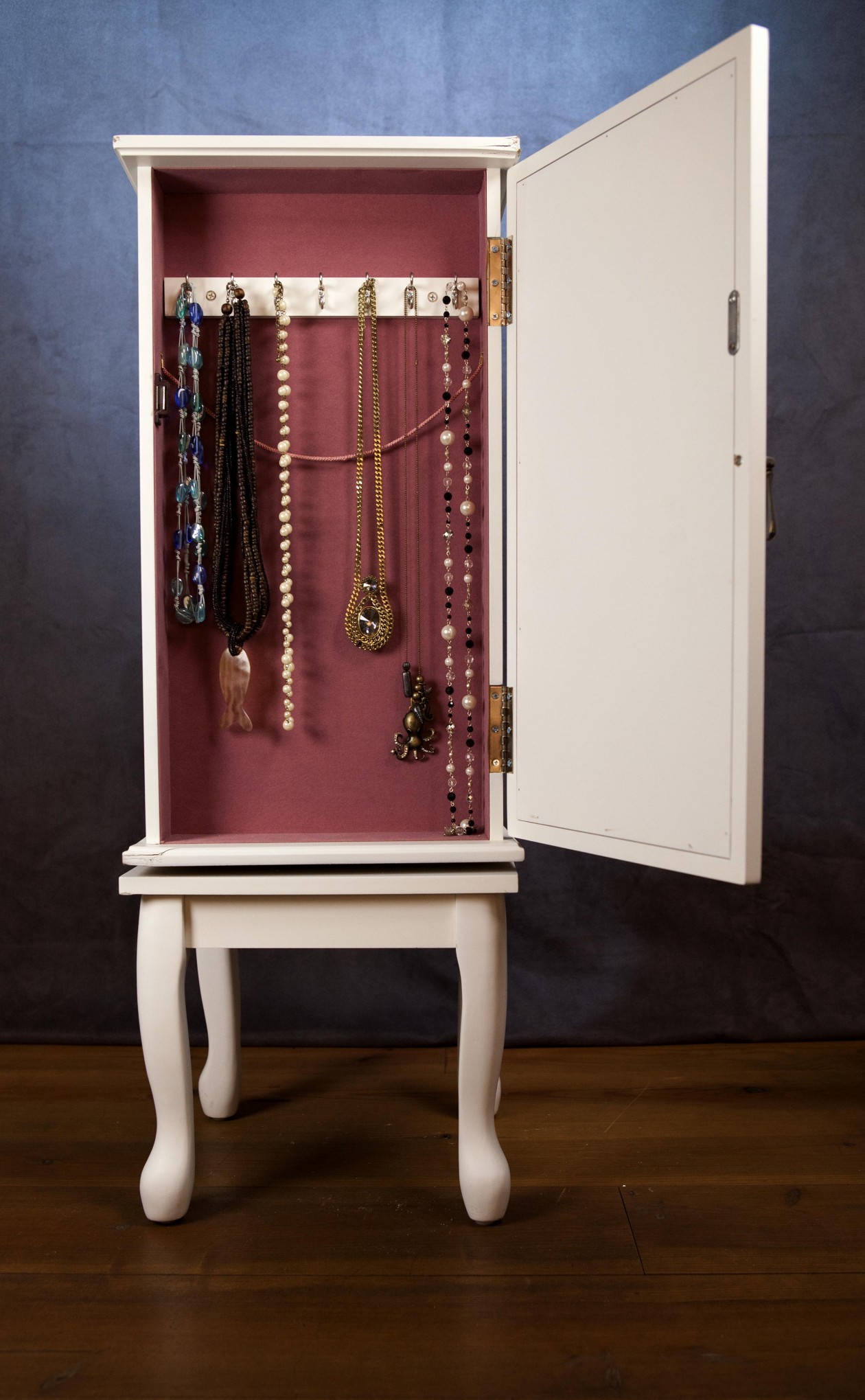 Foto: w3 Sieradenkast tracy verrassing