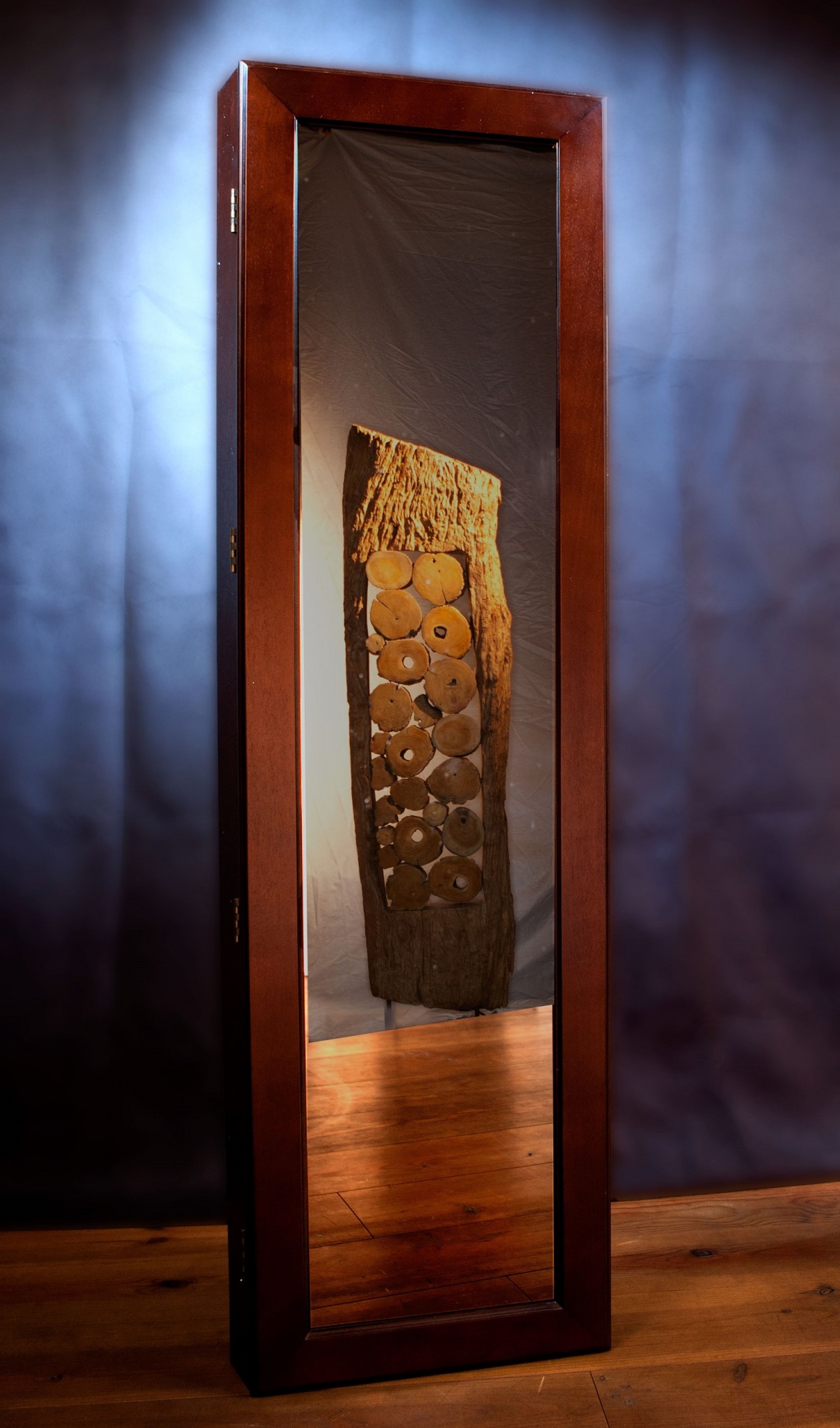 Foto: w3 Sieradenkast Lore