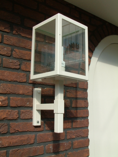 Foto: Buitenlamp Sydney cremewit2