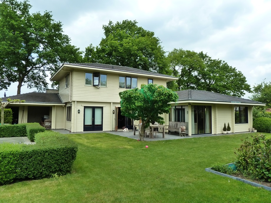 Foto: Finnlogs houtbouw logbouw pagode variant 2