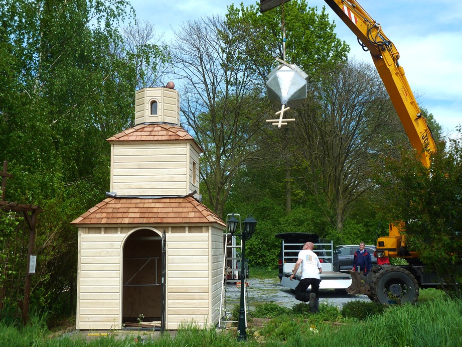 Foto: Finnlogs houtbouw houtskeletbouw Orthodox kapelletje 23
