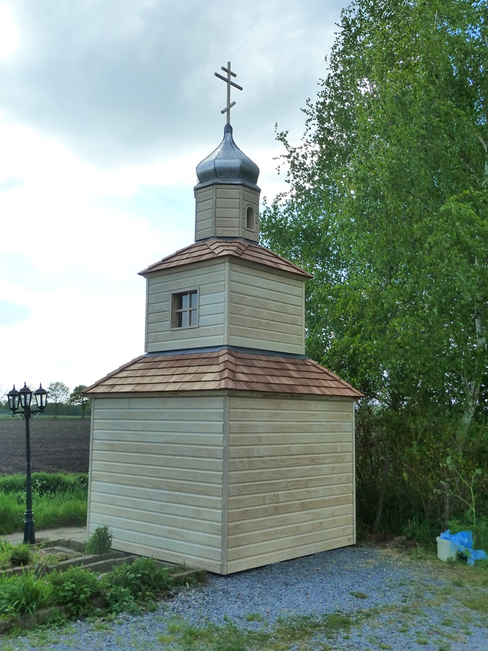 Foto: Finnlogs houtbouw houtskeletbouw Orthodox kapelletje 26