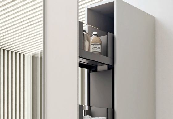 Foto: Wonennl Sphinx badkamermeubel serie Acanto apothekerskast