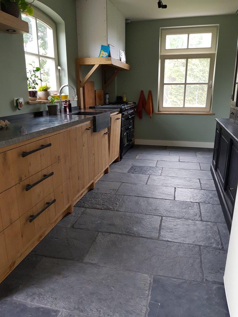 Foto: Nibo Stone natuursteen tegels keuken  10 
