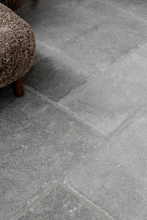 Foto : Natuursteen tegels voor een tijdloos en stijlvol interieur