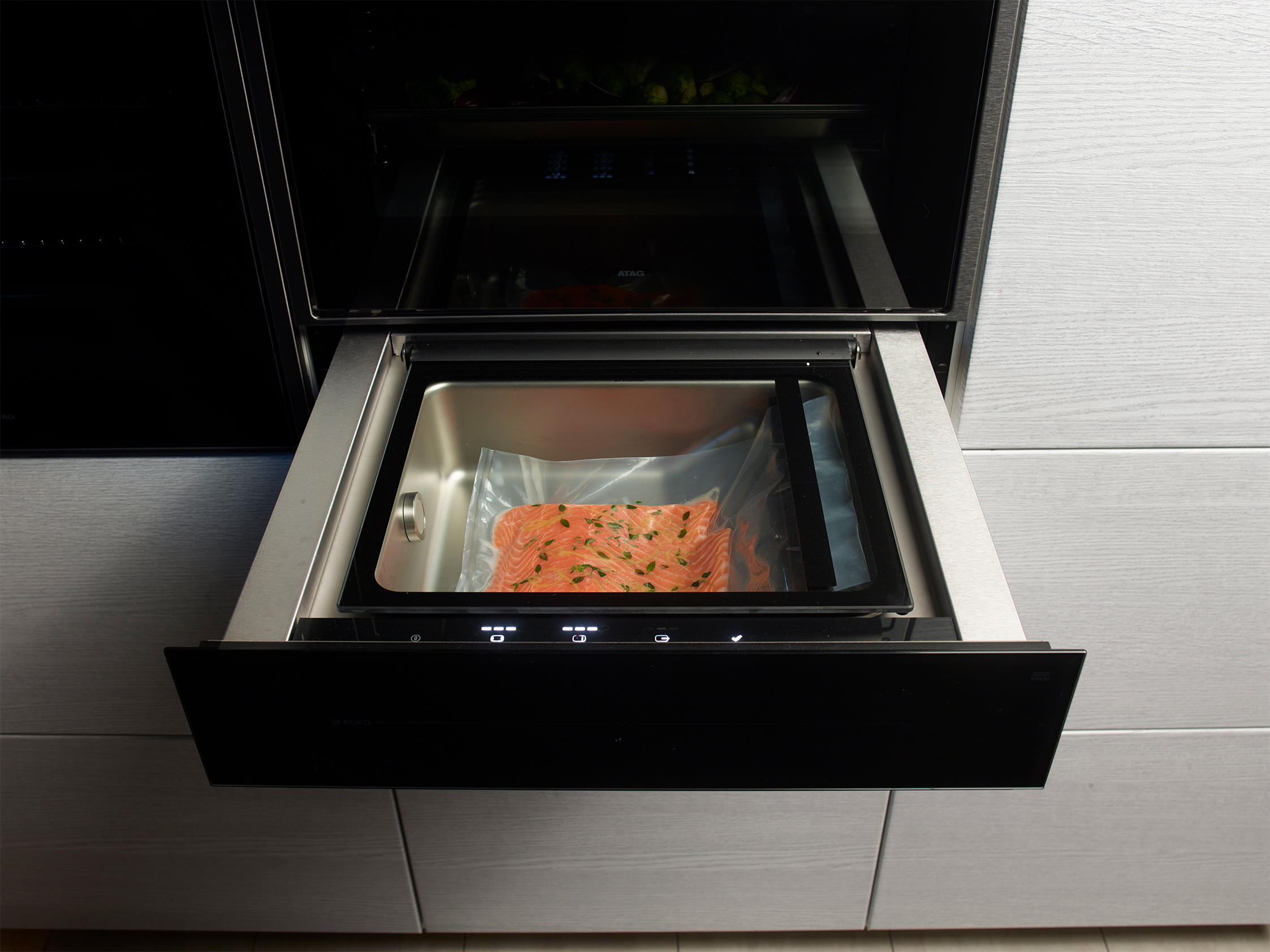 Foto : Sous-vide koken als een chef? Ontdek de vacumeerlades van ATAG