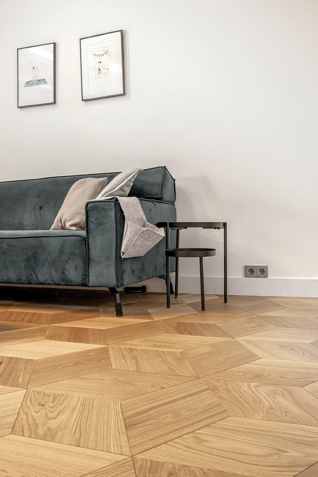 Foto: Dual Parquet reg    Euro eiken 1 Bis CUBE 15 4 x 260 mm incl  4 velling   Pure geolied  Cinzento 50450  1