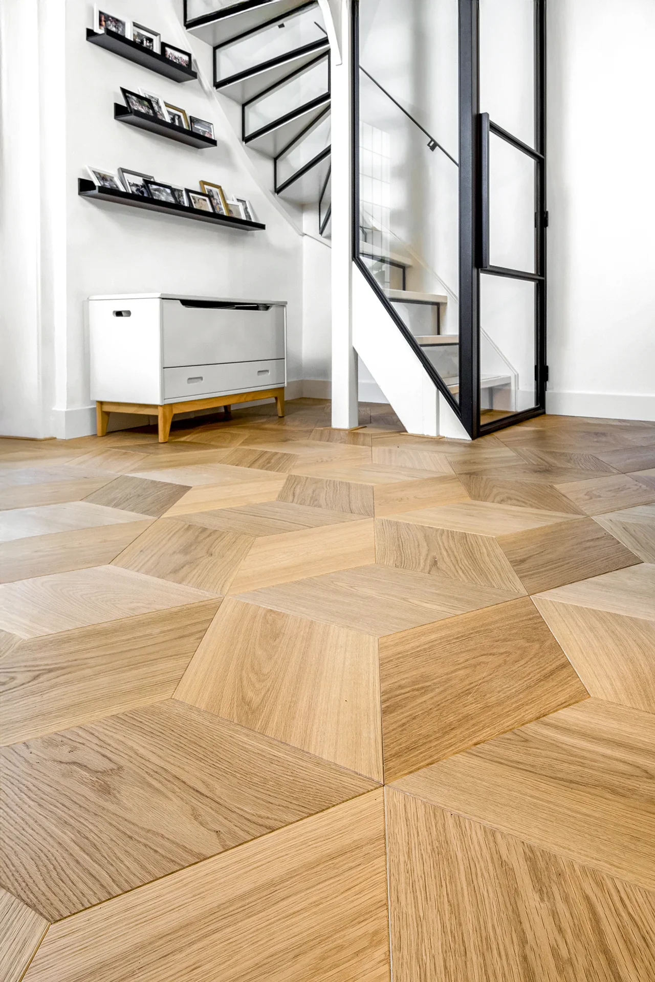 Foto: Dual Parquet reg    Euro eiken 1 Bis CUBE 15 4 x 260 mm incl  4 velling   Pure geolied  Cinzento 50450  2