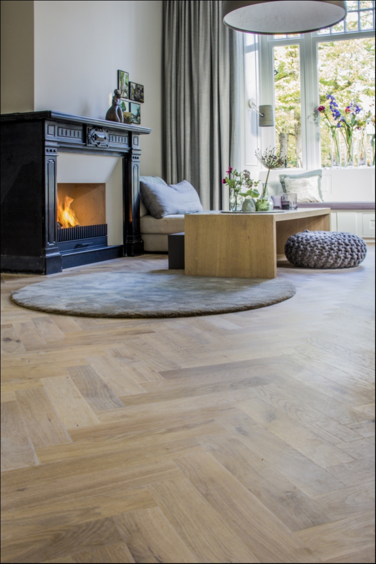 Foto: Woonhuis Amersfoort Dual Parquet visgraat rustiek 10 4 1x gerookt White geolied 2